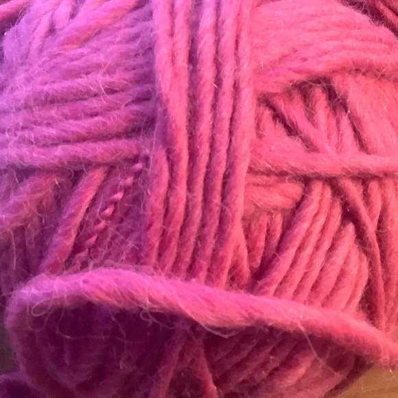 Raspberry Pink Wool Alpaca - Picture 4 of 6